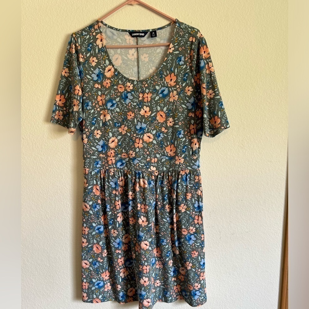 Lands end Women's Elbow Sleeve Fit and Flatter Dress medium